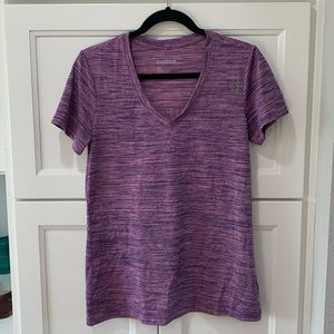 Reebok Athletic V-Neck Tech Tee Purple Medium